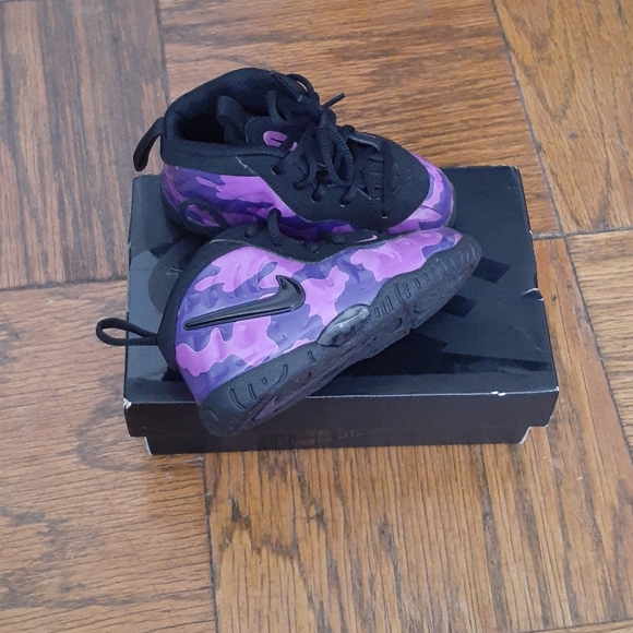 Baby Nike Shoes - Picture 4 of 4